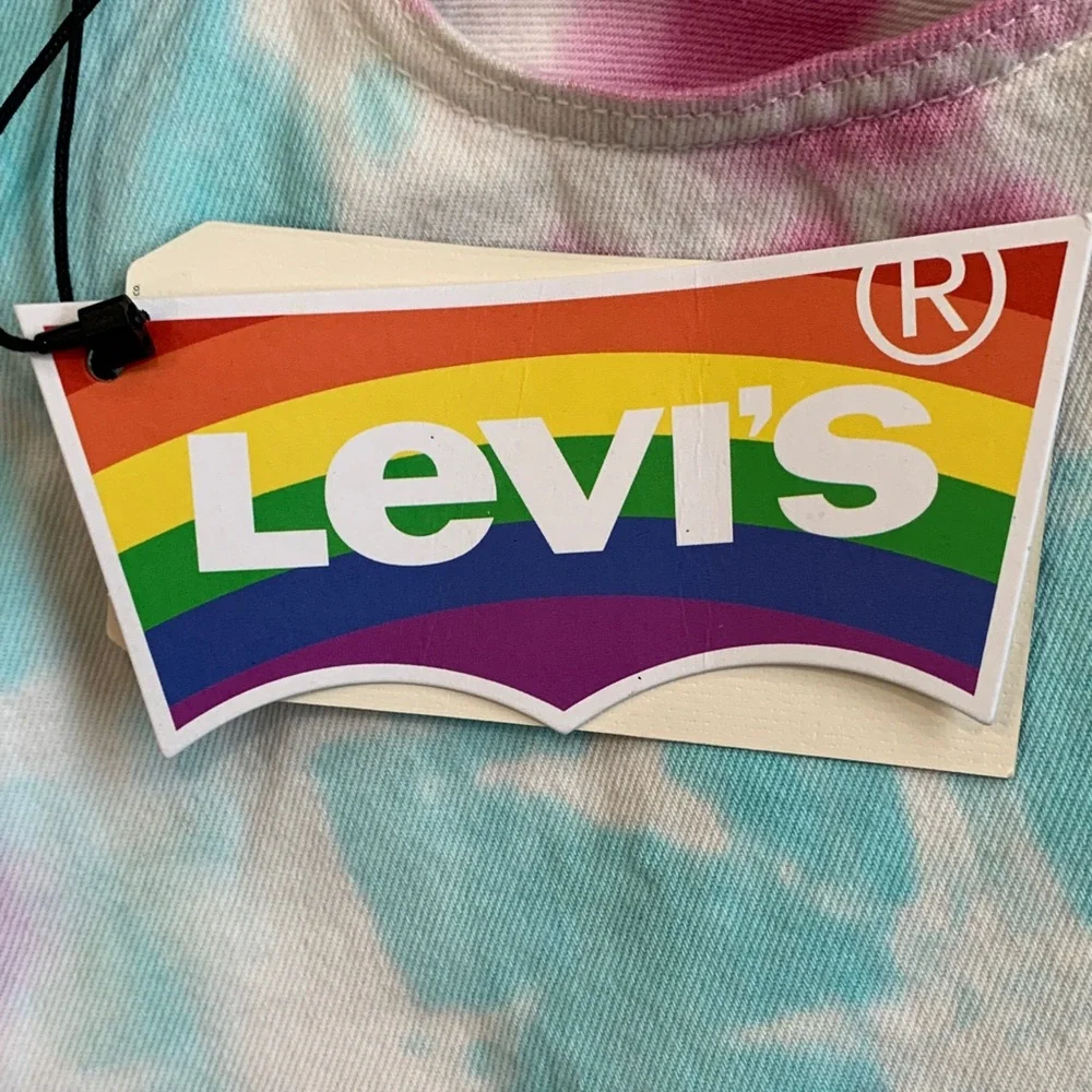 NWT Levi's 501 '93 Cutoff Shorts! Tie Dye Gay Pride LGBTQ Size 38x7